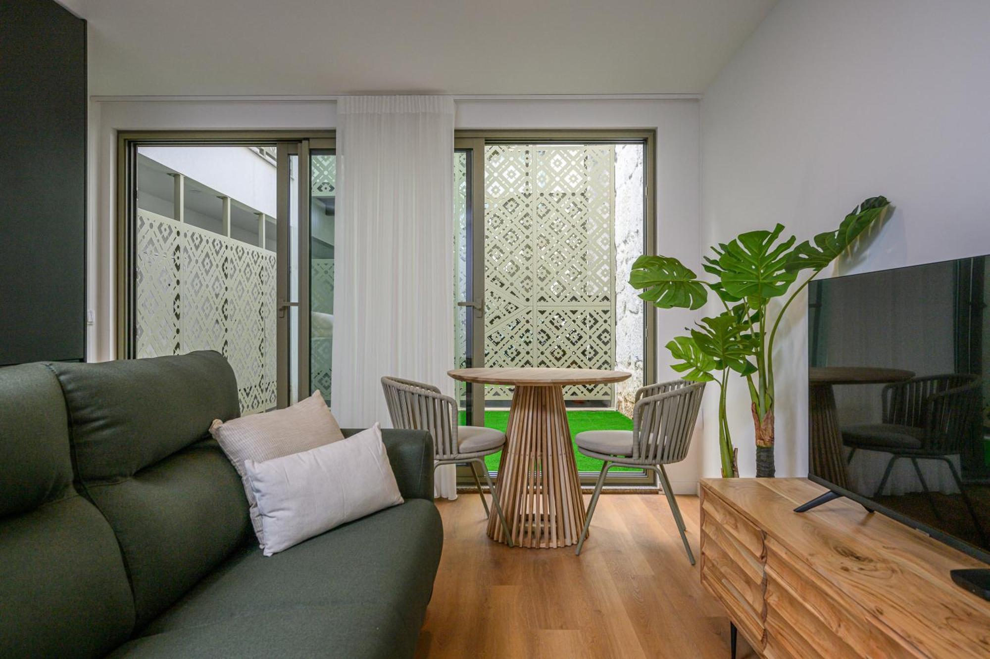 Nax Apartments By Liiiving Porto Exterior photo